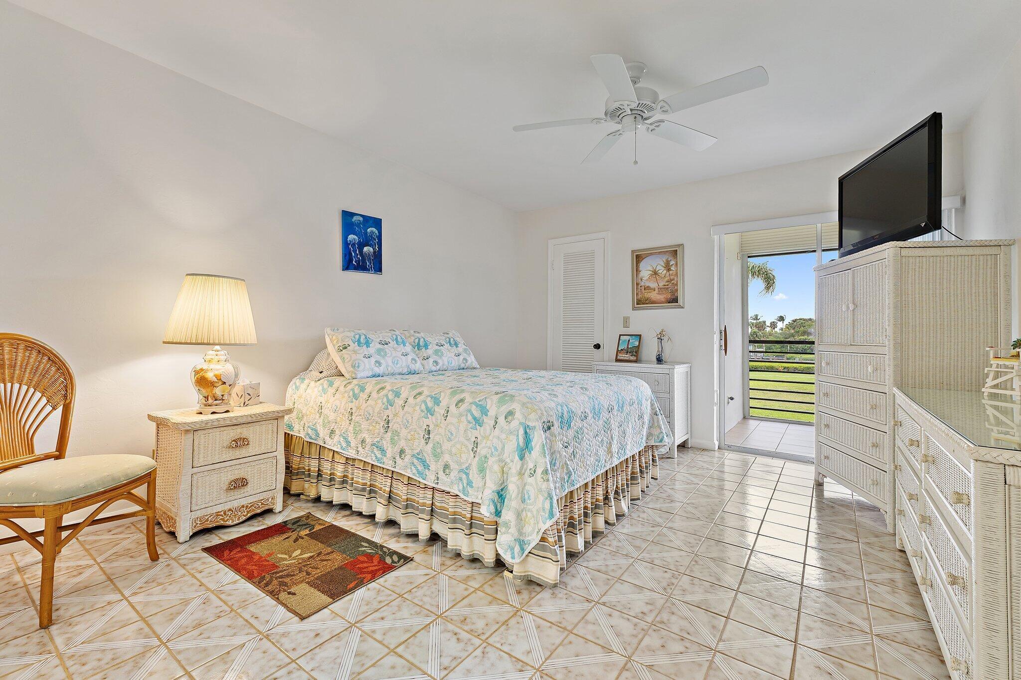 755 Saturn St #D 201 Jupiter, FL 33477