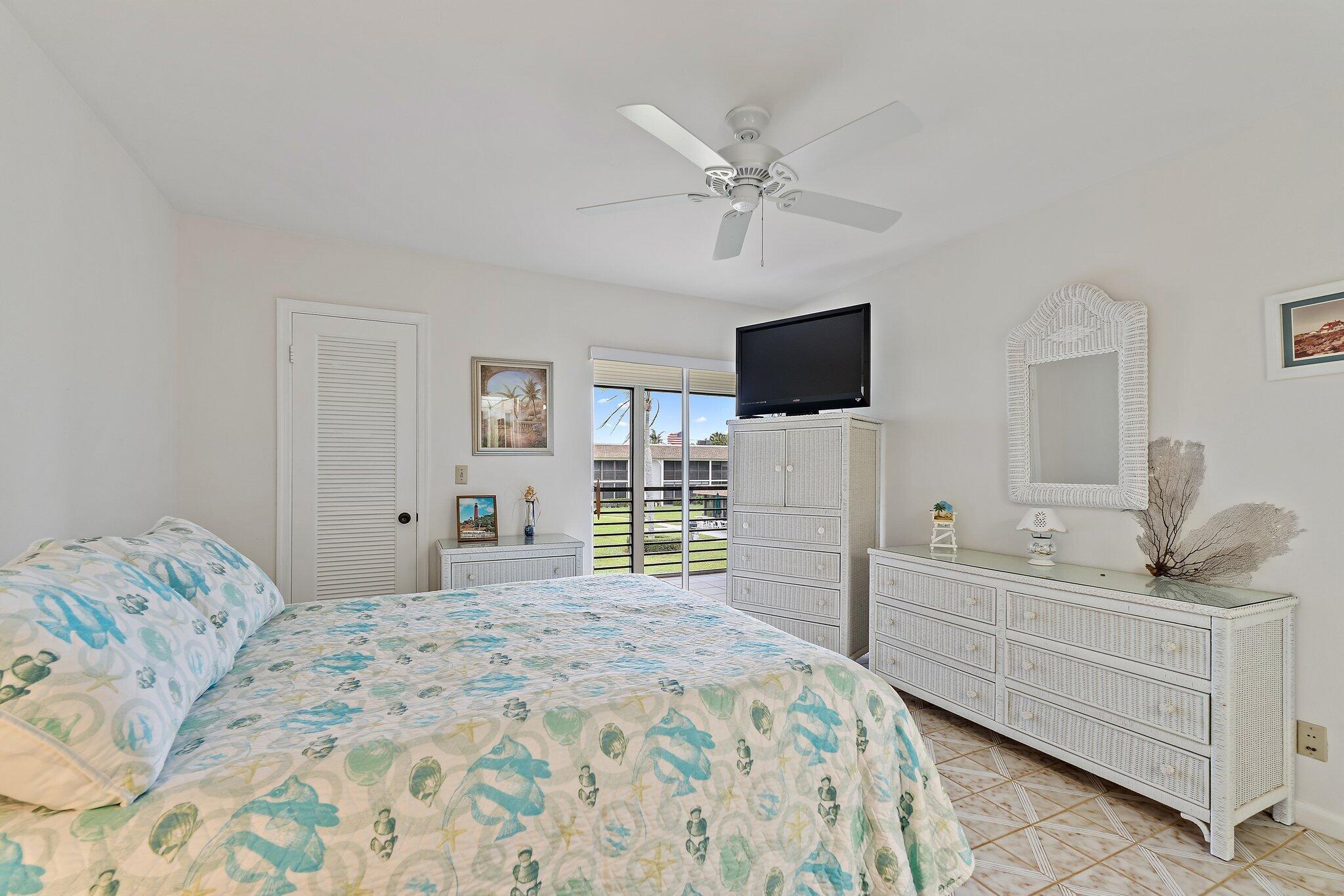 755 Saturn St #D 201 Jupiter, FL 33477