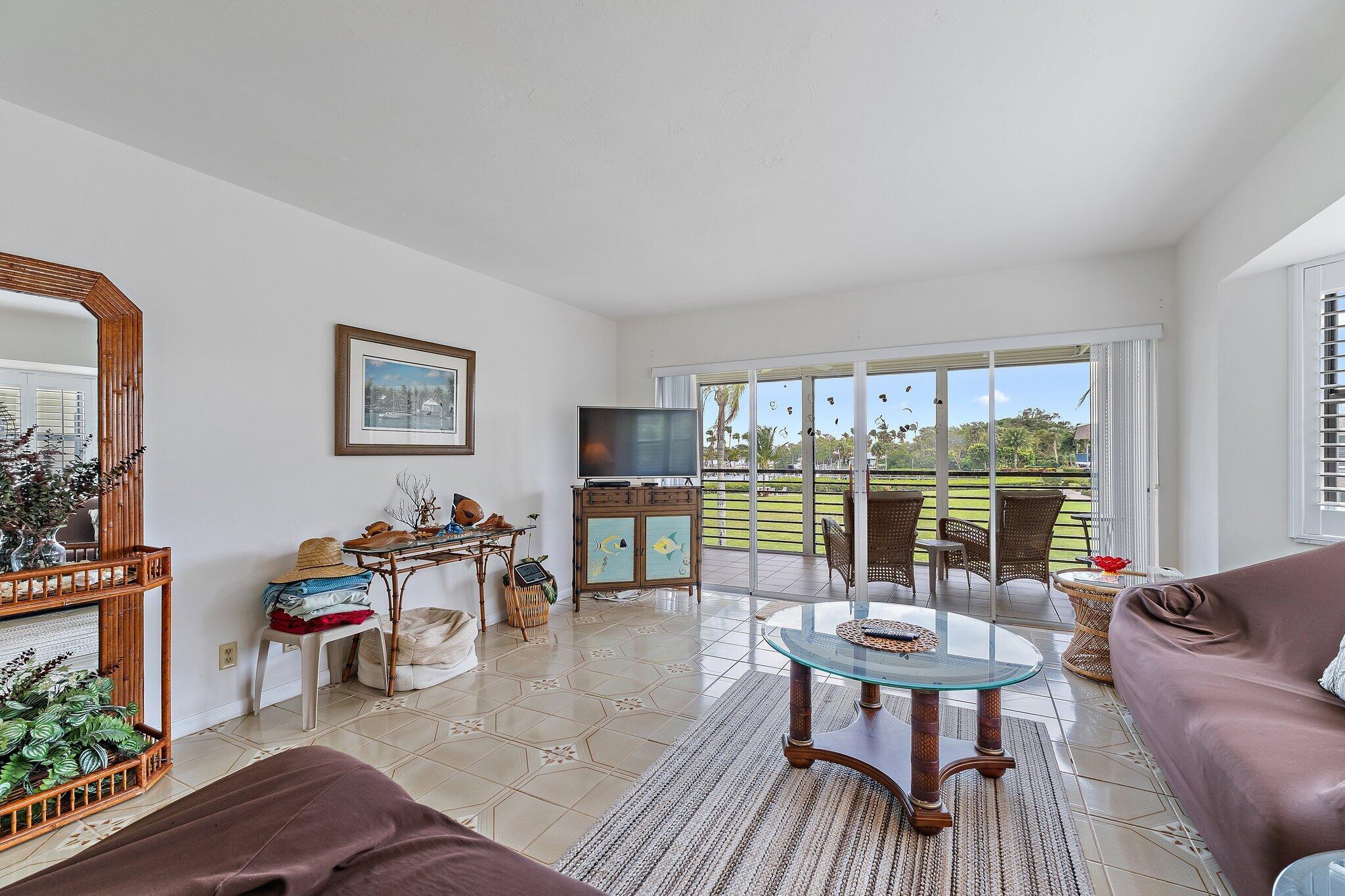 755 Saturn St #D 201 Jupiter, FL 33477