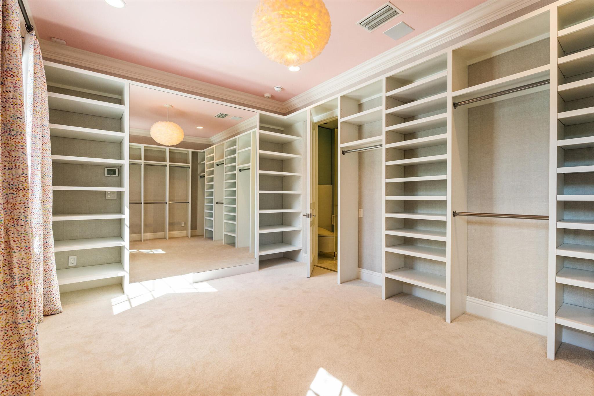 220 Shores Dr Vero Beach, FL 32963