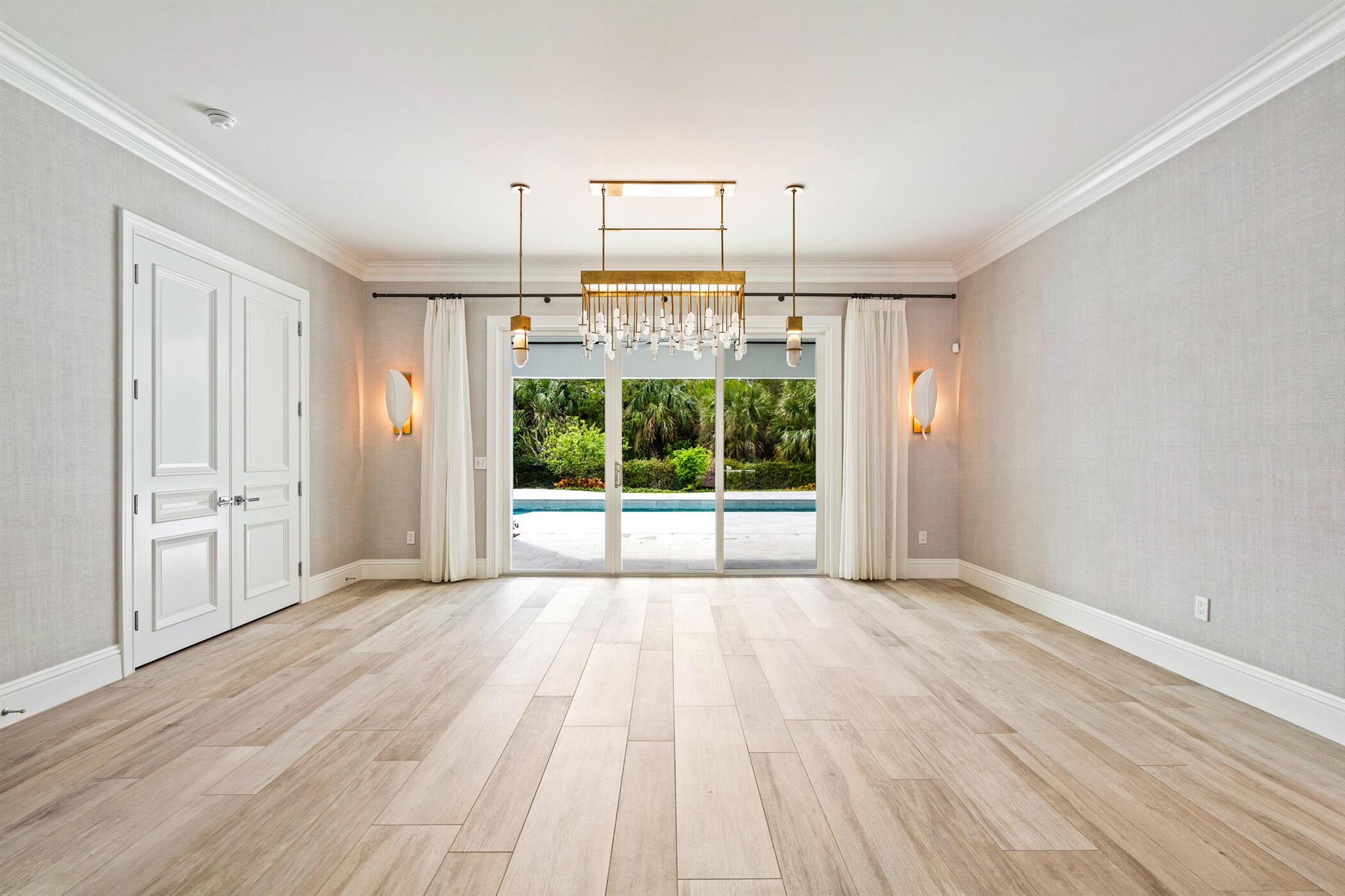 220 Shores Dr Vero Beach, FL 32963