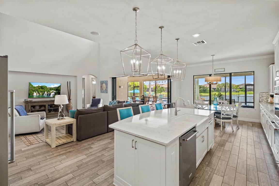 114 Indigo Riv Pt Jupiter, FL 33478