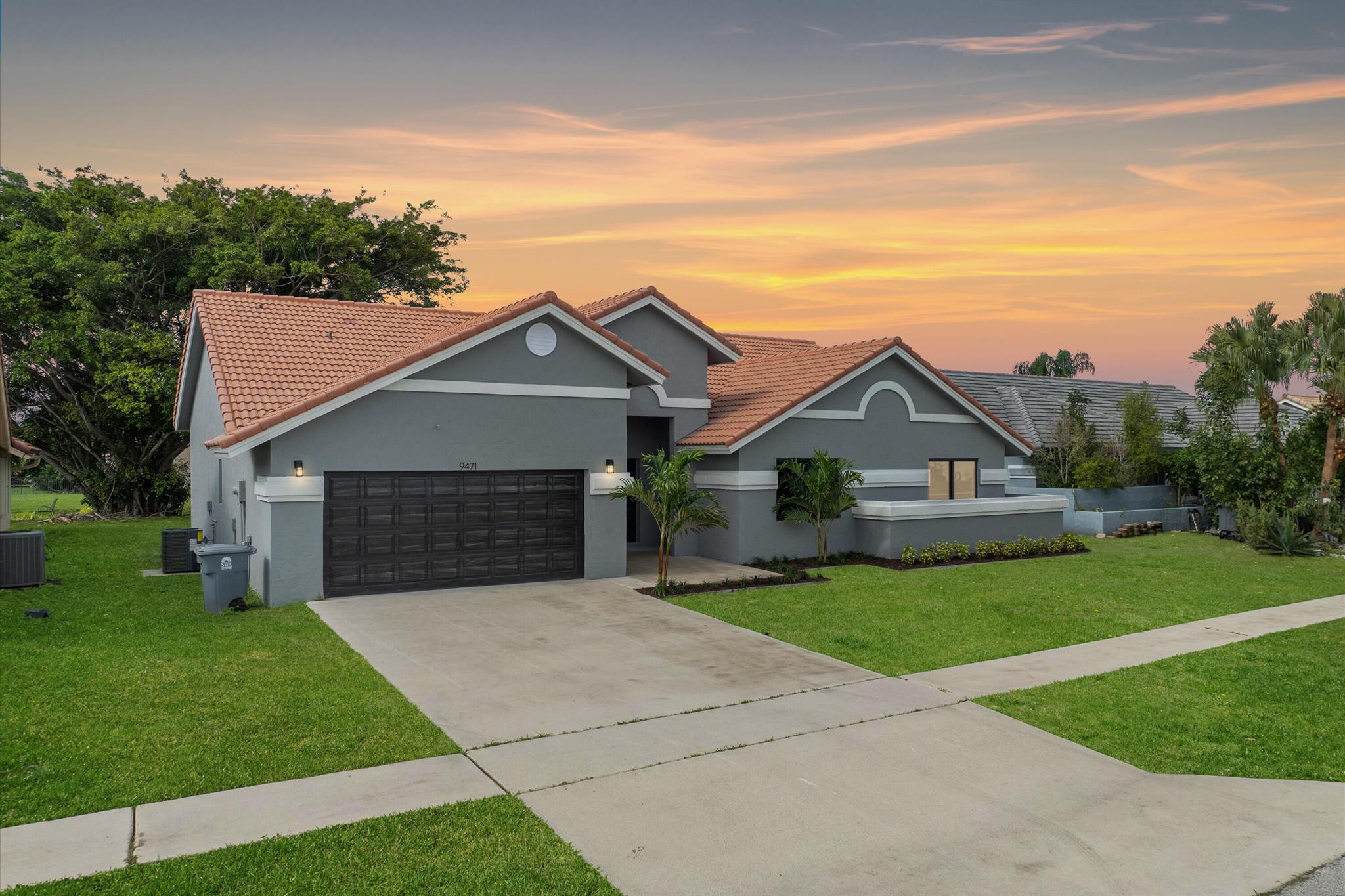 9471 Sun Pointe Dr