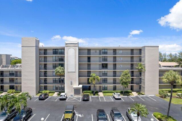 6 Royal Palm Way #509
