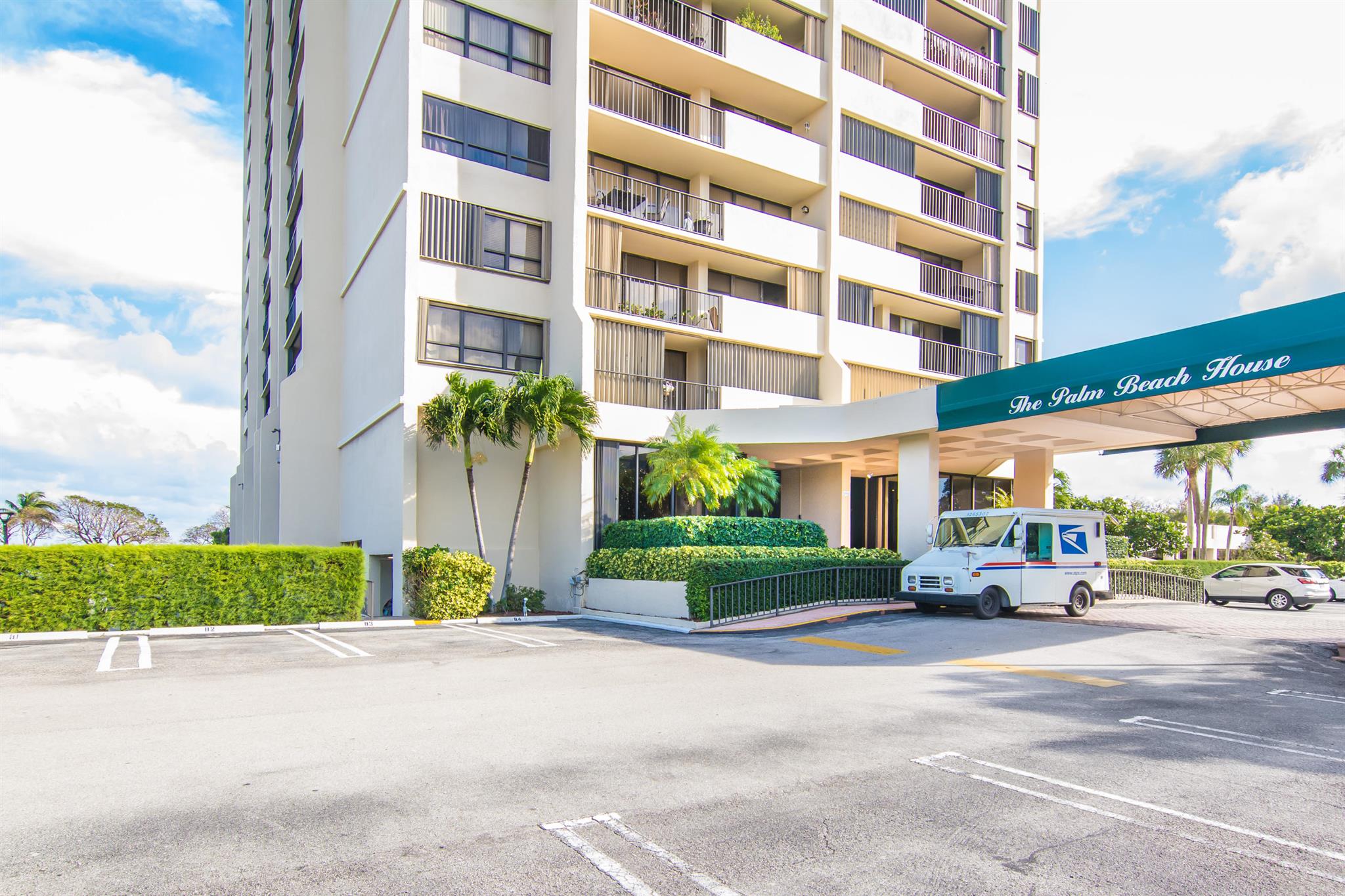 5600 N Flagler Dr #1404