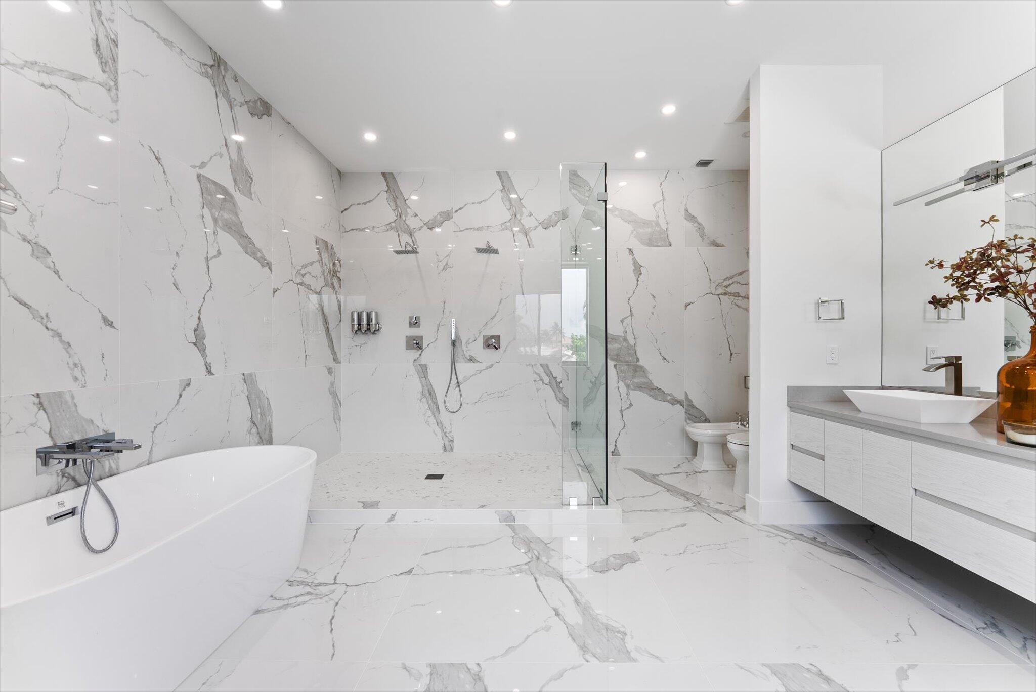 2751 NE 22nd Ct Pompano Beach, FL 33062