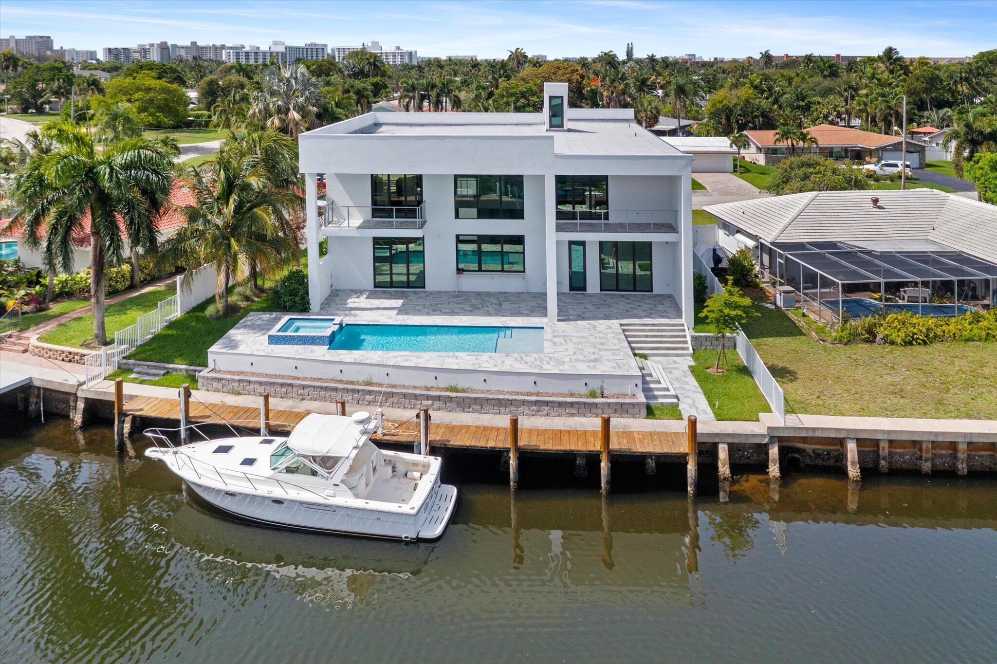 2751 NE 22nd Ct Pompano Beach, FL 33062