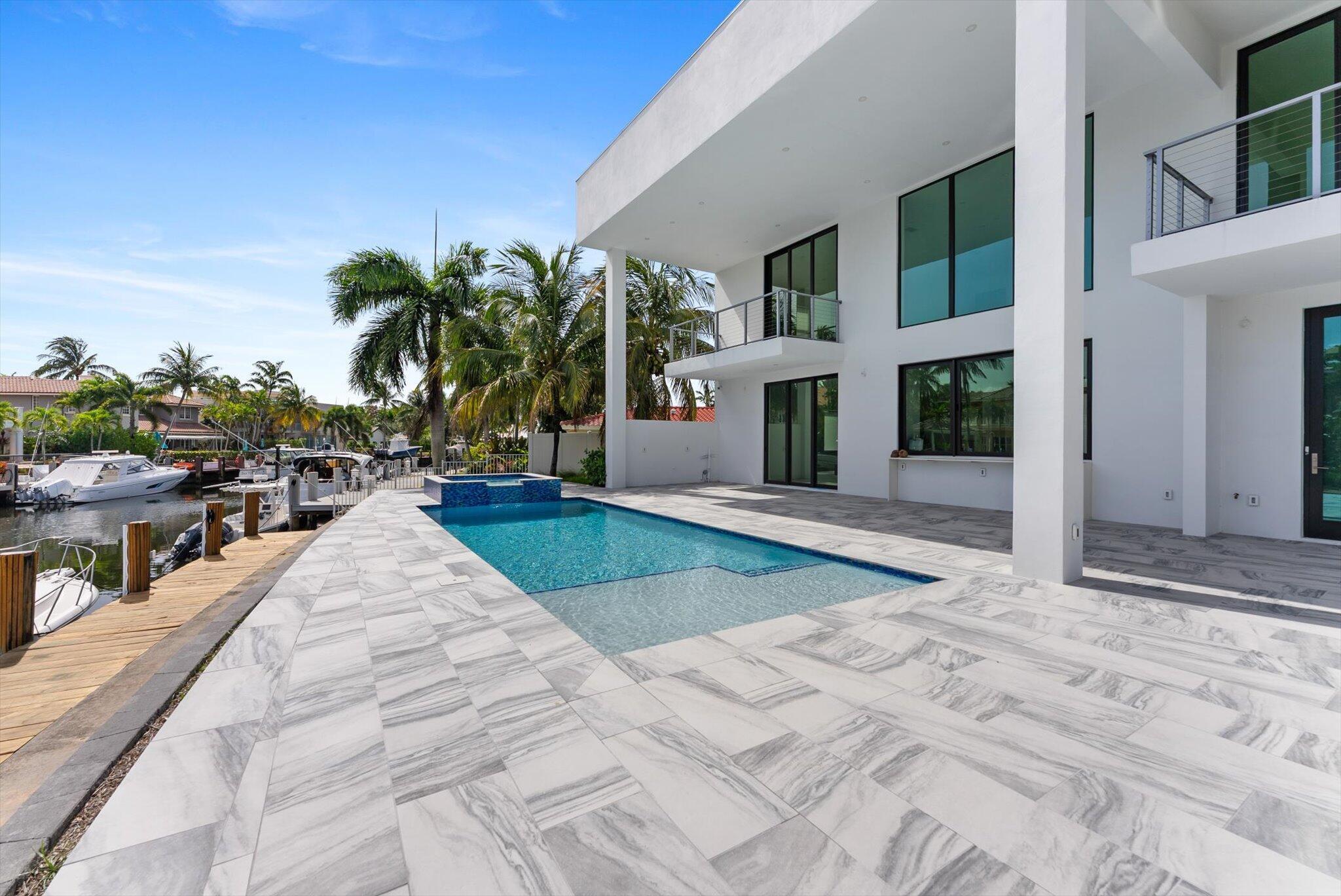 2751 NE 22nd Ct Pompano Beach, FL 33062