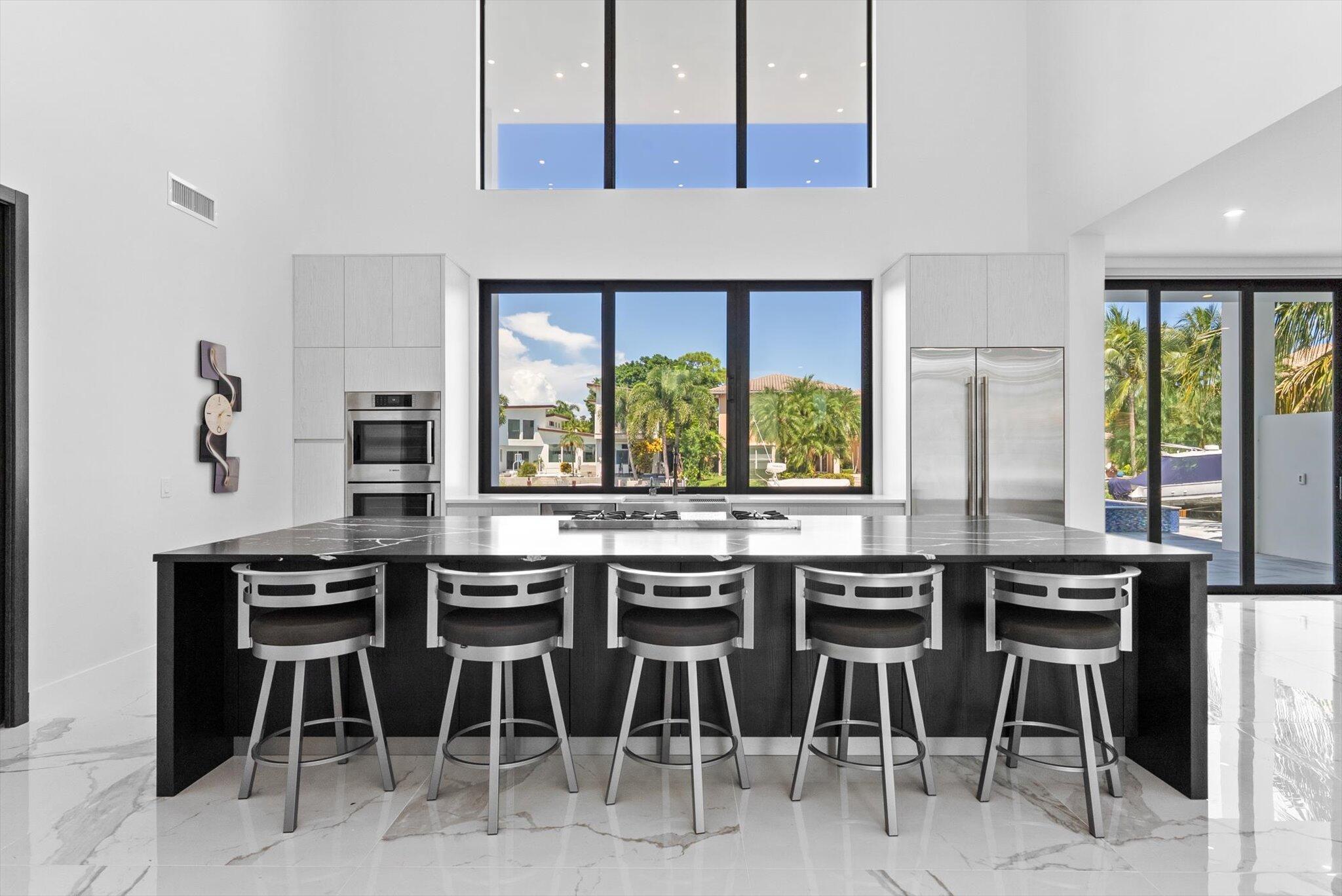 2751 NE 22nd Ct Pompano Beach, FL 33062