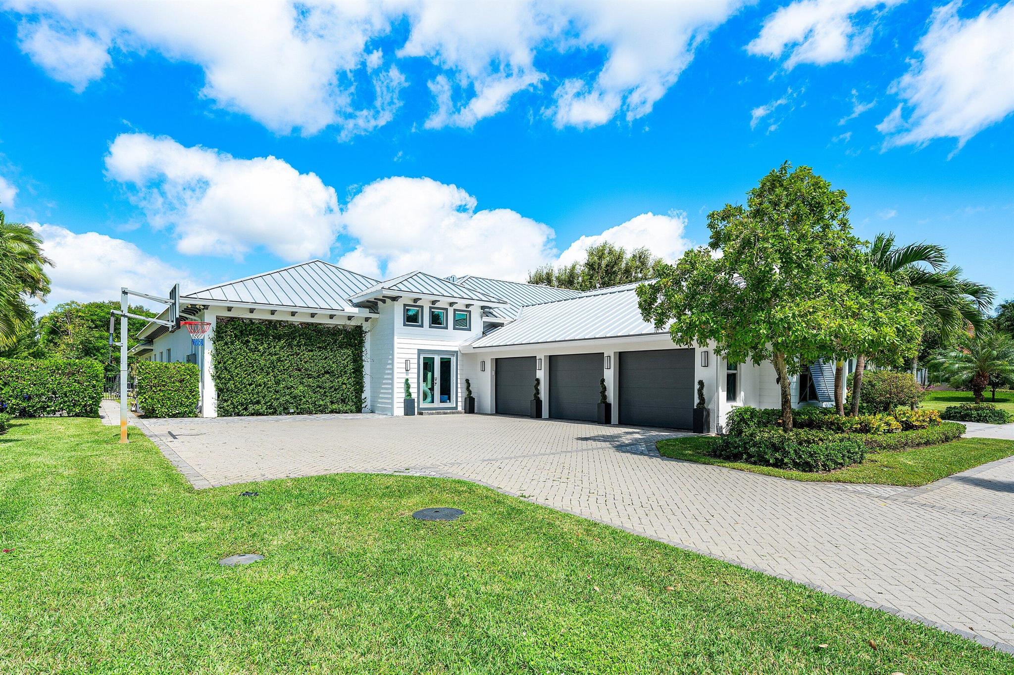 17664 Fieldbrook Cir Boca Raton, FL 33496