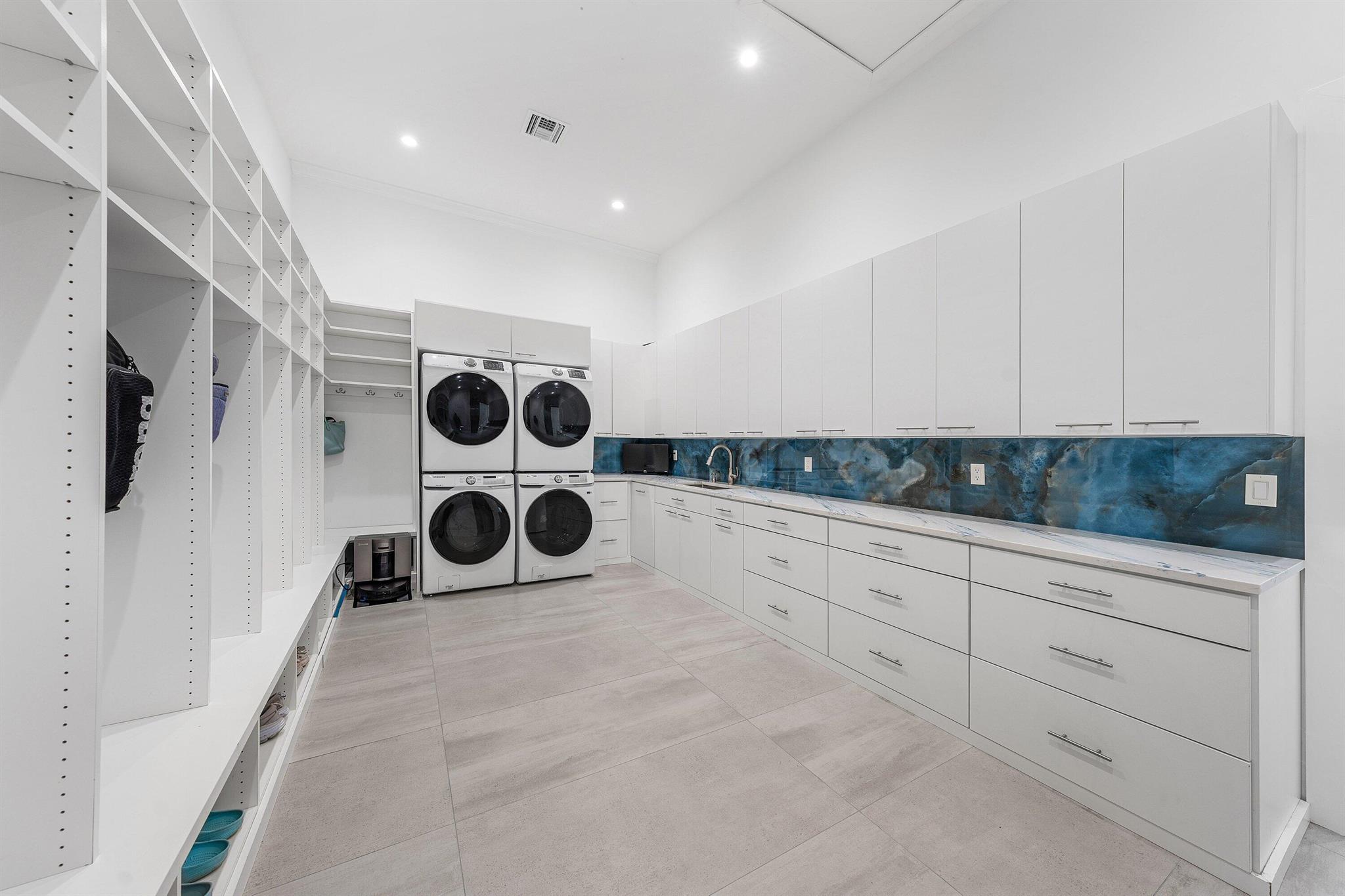 17664 Fieldbrook Cir Boca Raton, FL 33496