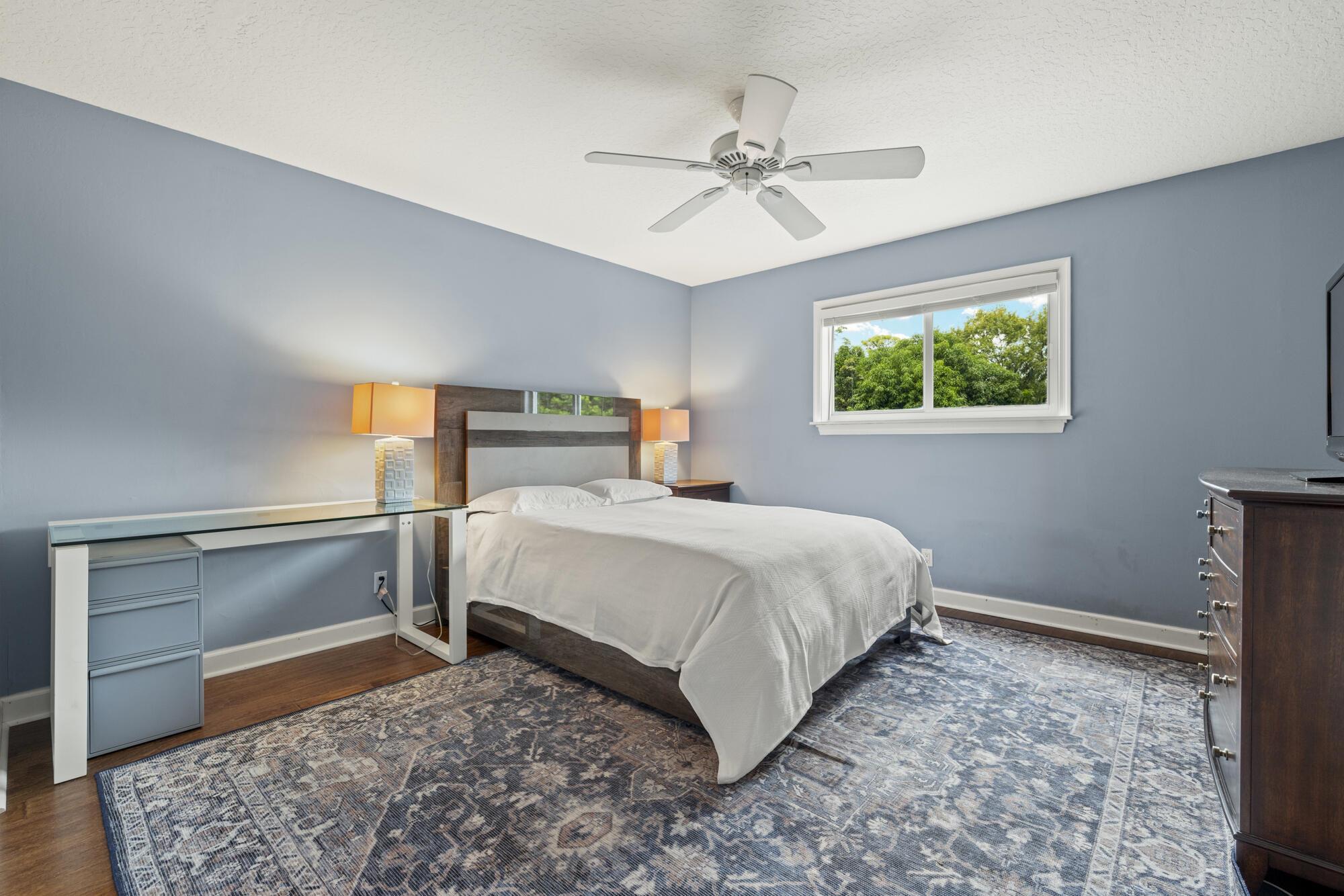 6595 Wood Lk Rd Jupiter, FL 33458