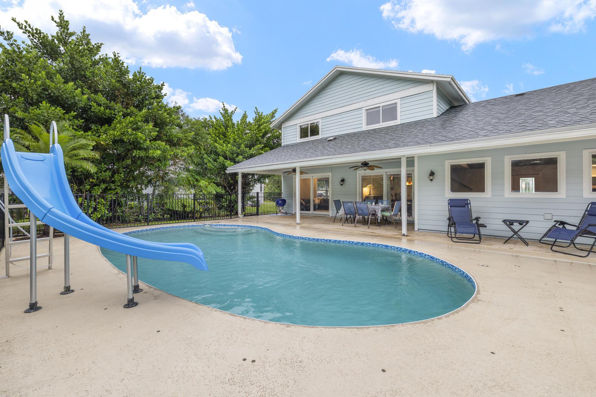 6595 Wood Lk Rd Jupiter, FL 33458