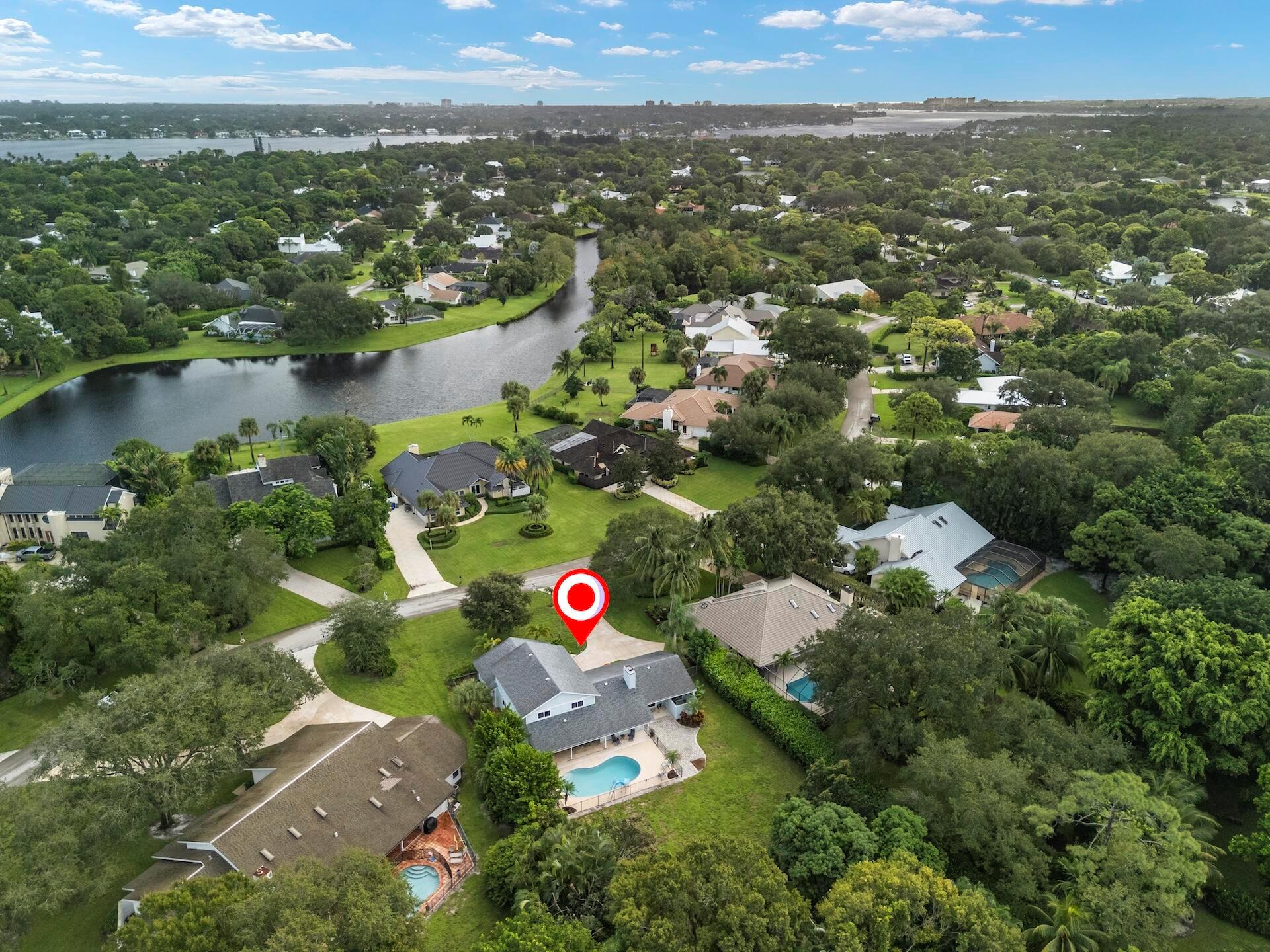 6595 Wood Lk Rd Jupiter, FL 33458