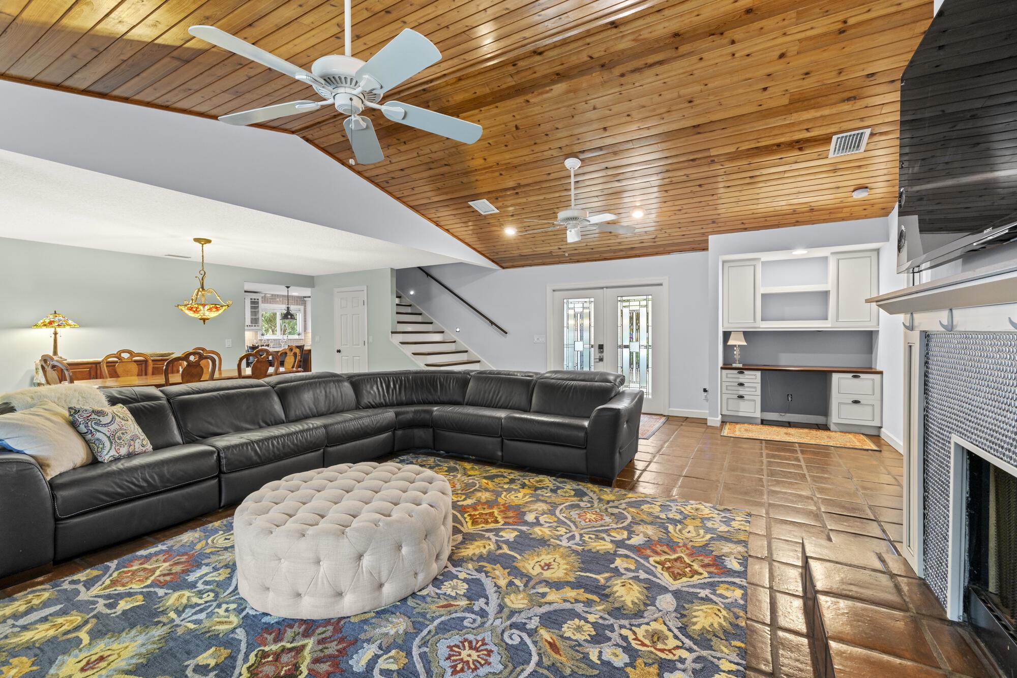 6595 Wood Lk Rd Jupiter, FL 33458