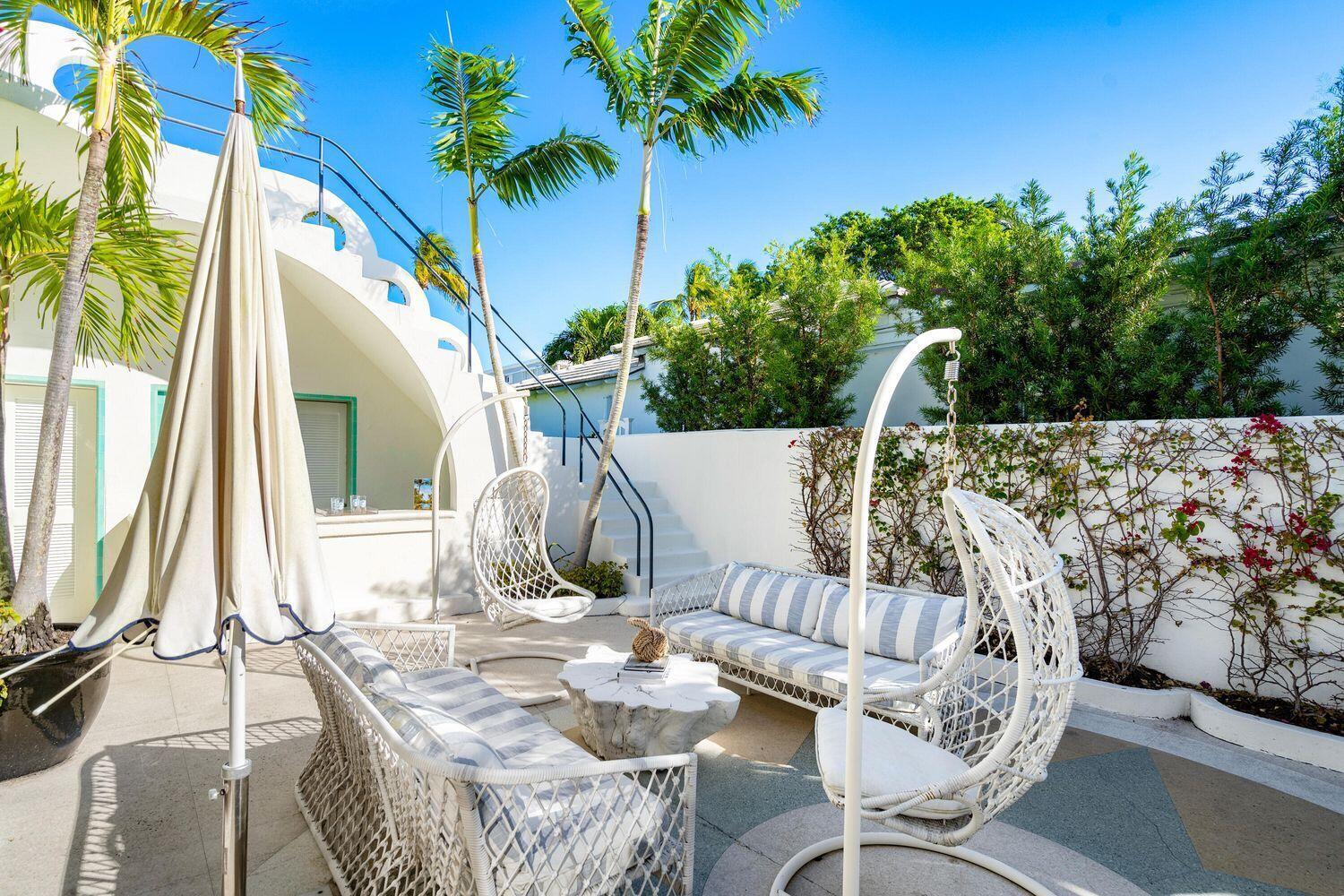 162 Peruvian Ave Palm Beach, FL 33480