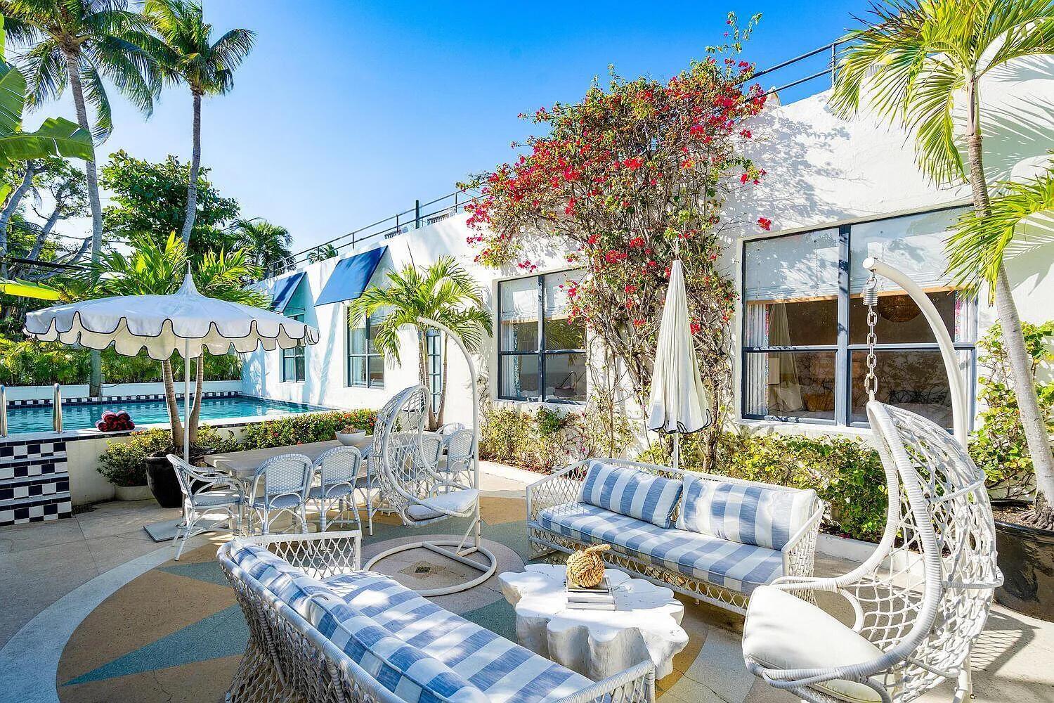 162 Peruvian Ave Palm Beach, FL 33480