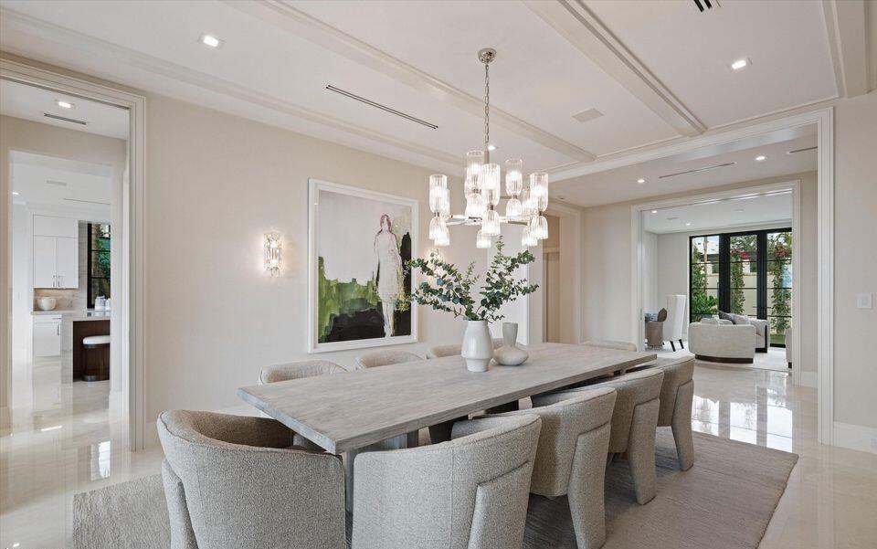 1260 N Lake Palm Beach, FL 33480