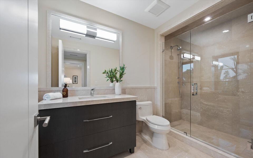 1260 N Lake Palm Beach, FL 33480