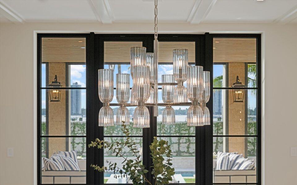 1260 N Lake Palm Beach, FL 33480