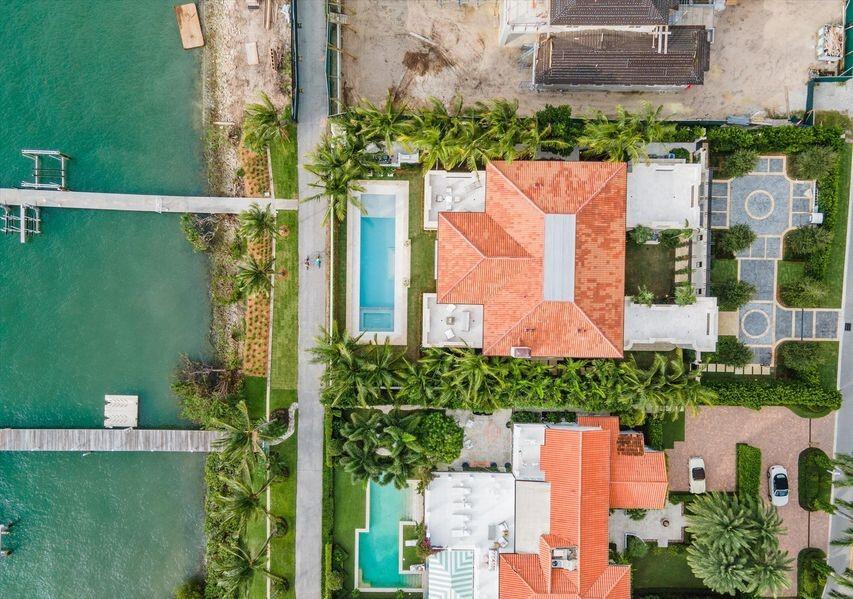 1260 N Lake Palm Beach, FL 33480