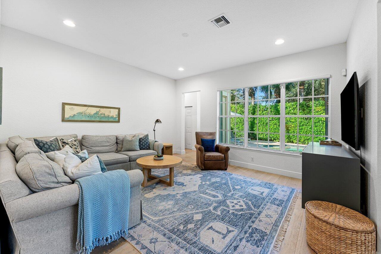 149 Via Catalunha Jupiter, FL 33458