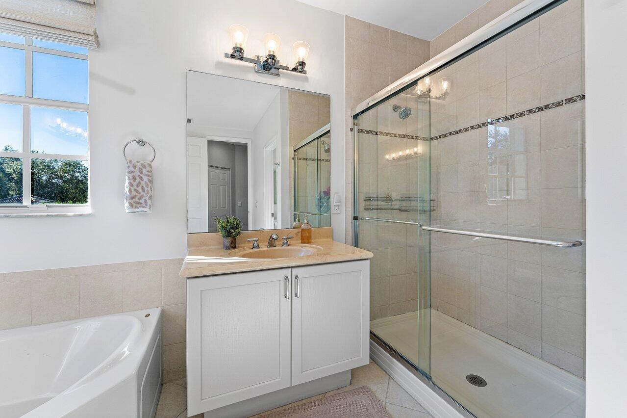 149 Via Catalunha Jupiter, FL 33458