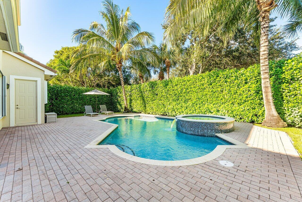 149 Via Catalunha Jupiter, FL 33458