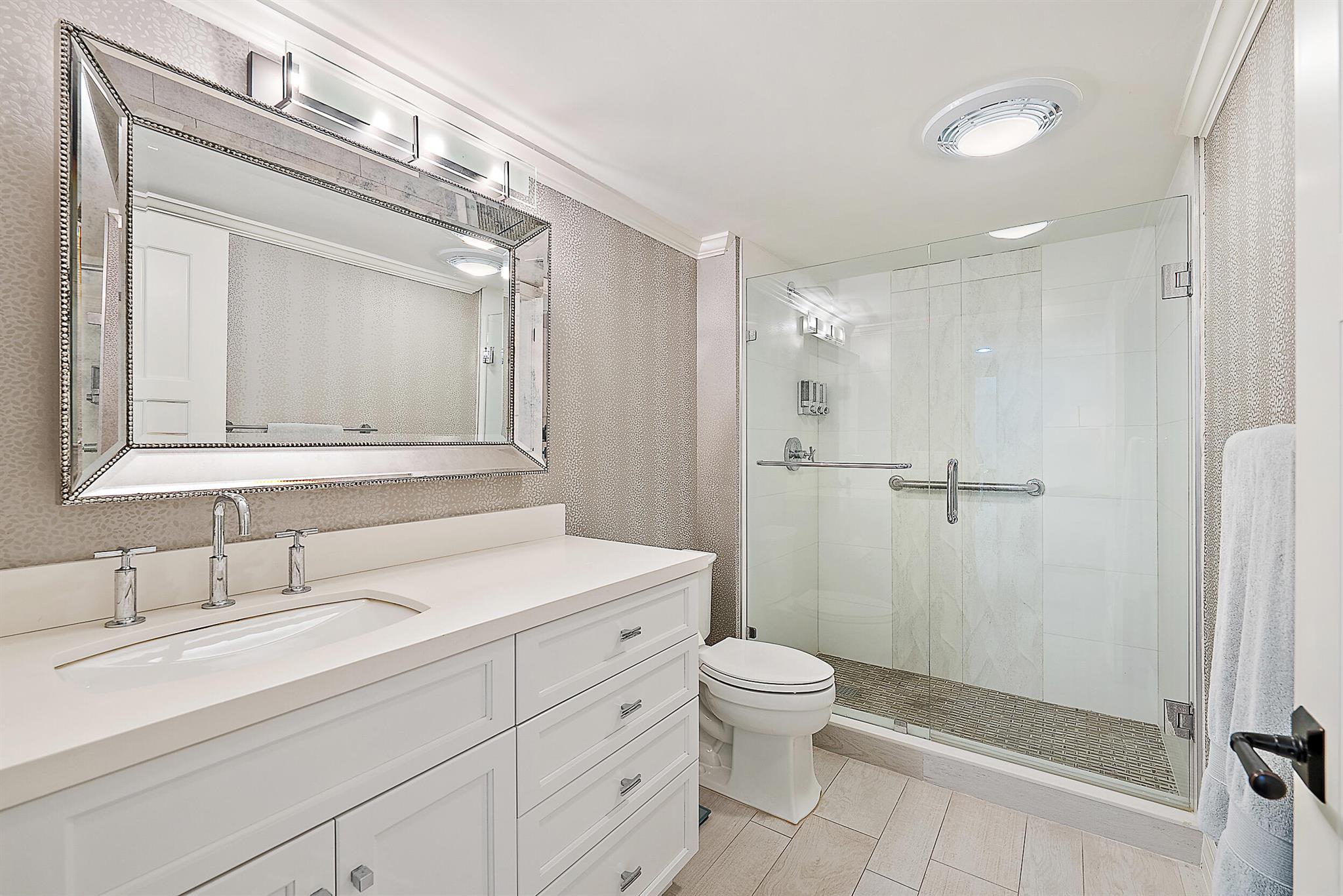 16648 Traders Xing #106 Jupiter, FL 33477