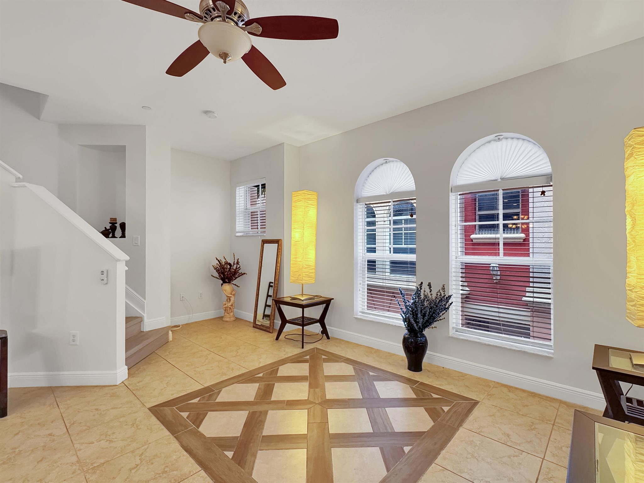 1033 NE 17th Way #602 Fort Lauderdale, FL 33304