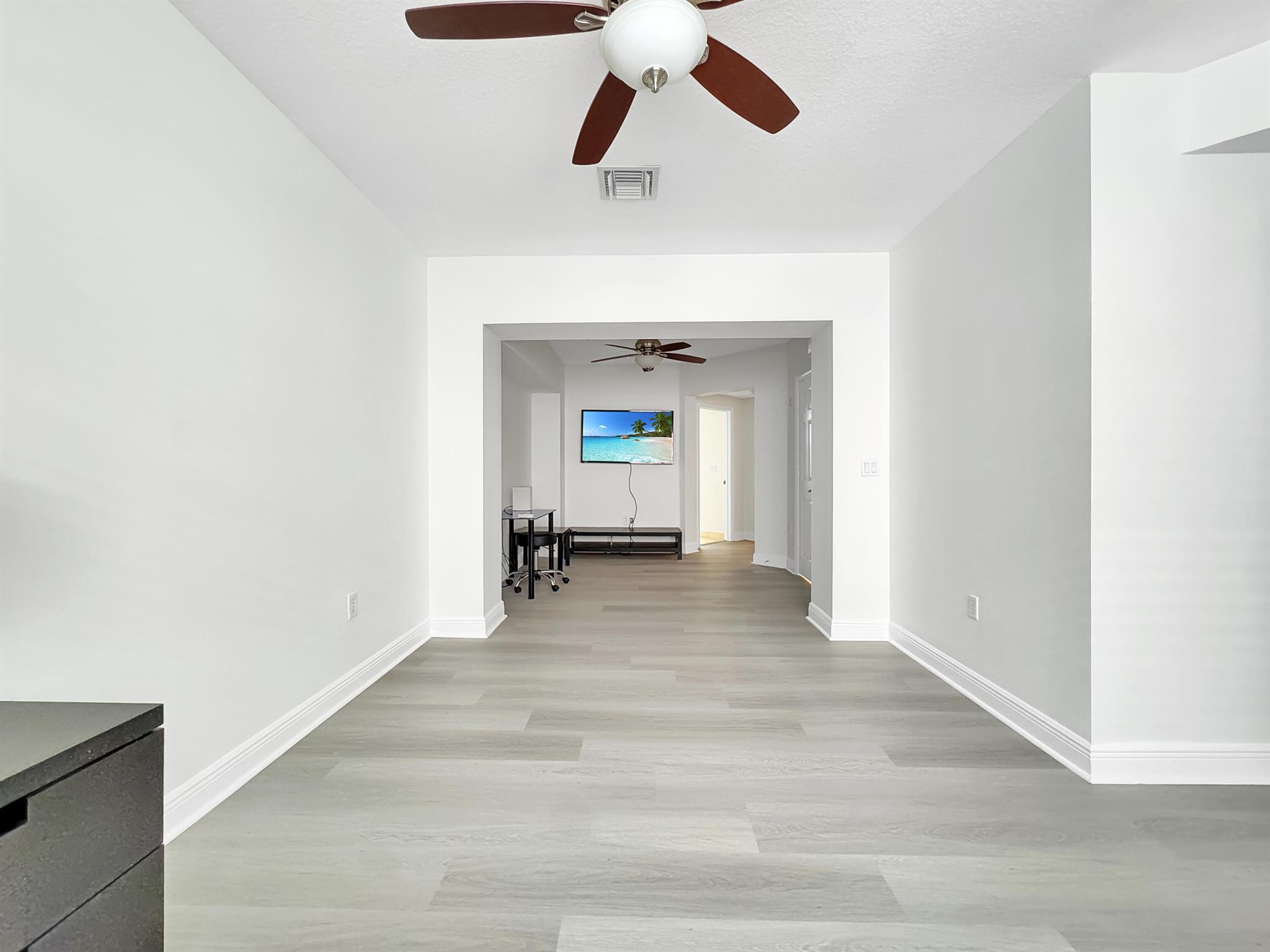 1033 NE 17th Way #602 Fort Lauderdale, FL 33304