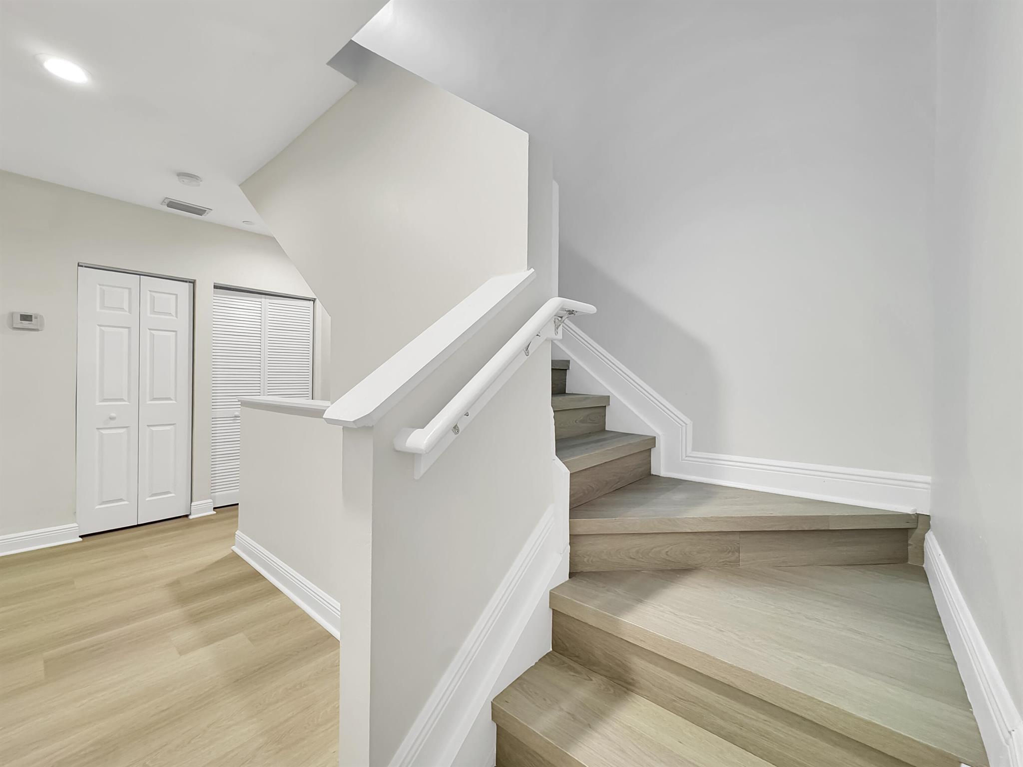 1033 NE 17th Way #602 Fort Lauderdale, FL 33304