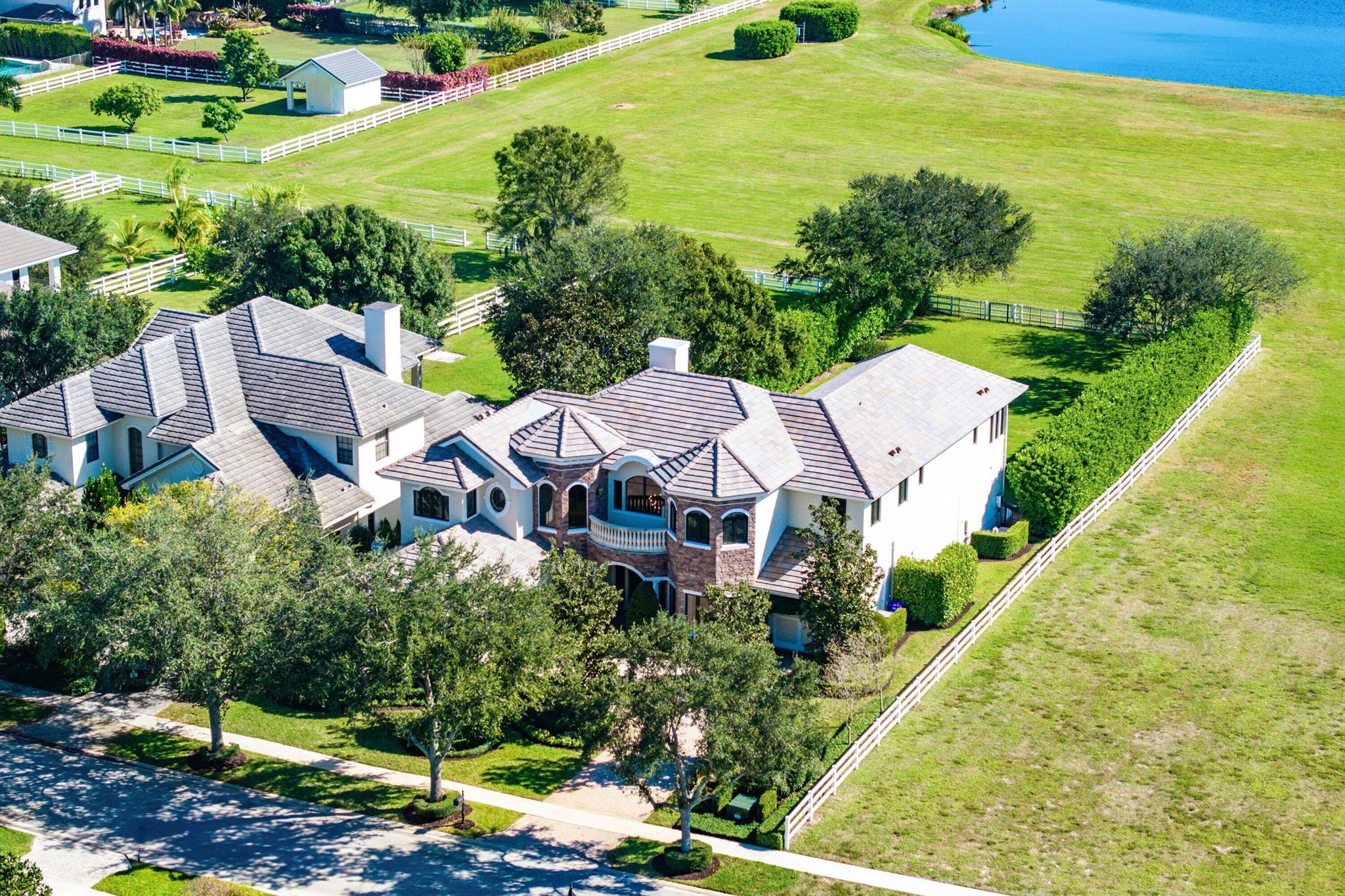 8988 Stone Pier Dr Boynton Beach, FL 33472