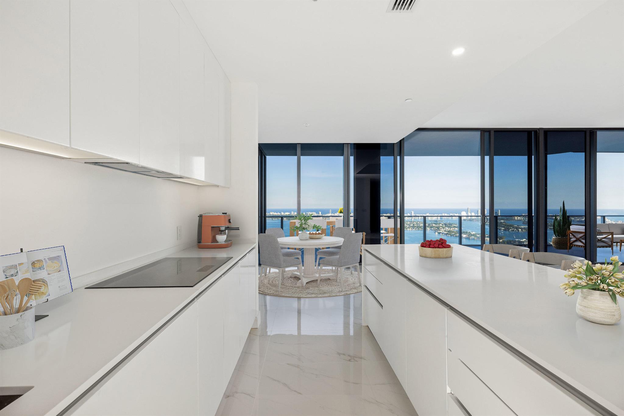 700 NE 24th St #Penthouse Mansion-6003 Miami, FL 33137