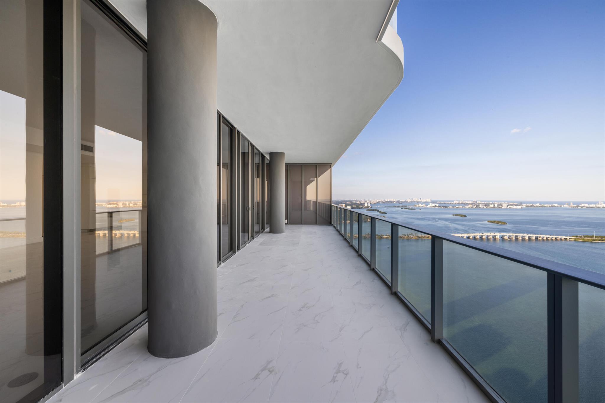 700 NE 24th St #Penthouse Mansion-6003 Miami, FL 33137