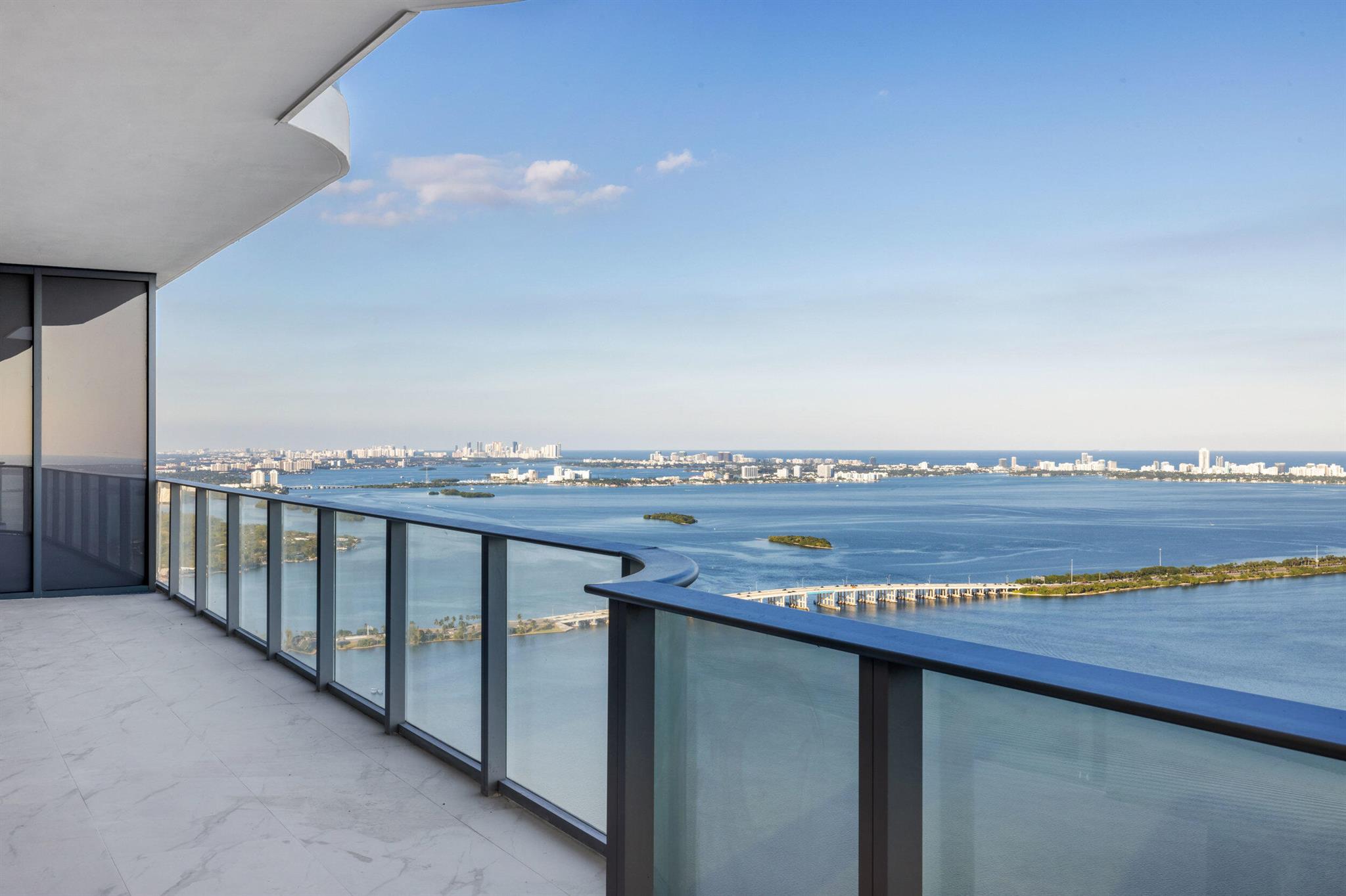 700 NE 24th St #Penthouse Mansion-6003 Miami, FL 33137