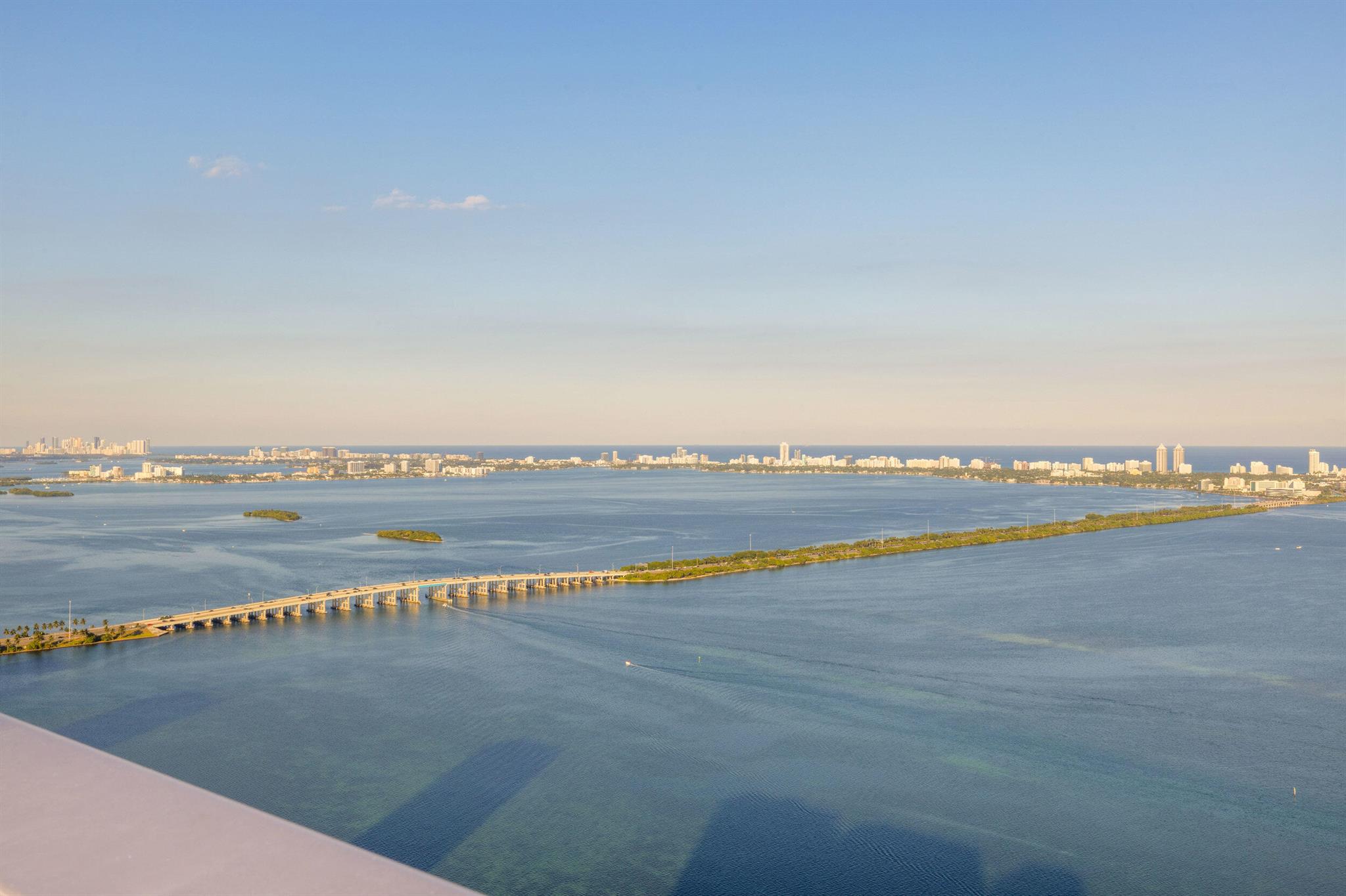 700 NE 24th St #Penthouse Mansion-6003 Miami, FL 33137