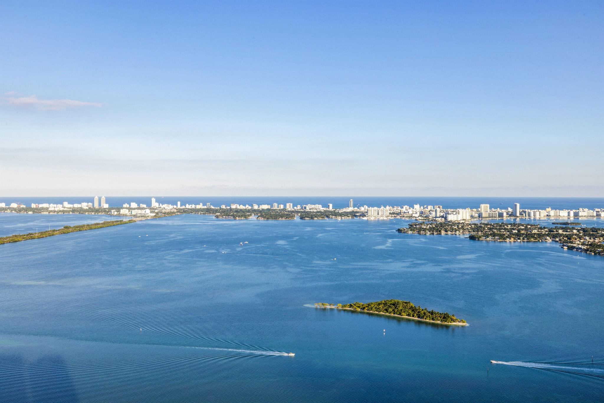 700 NE 24th St #Penthouse Mansion-6003 Miami, FL 33137