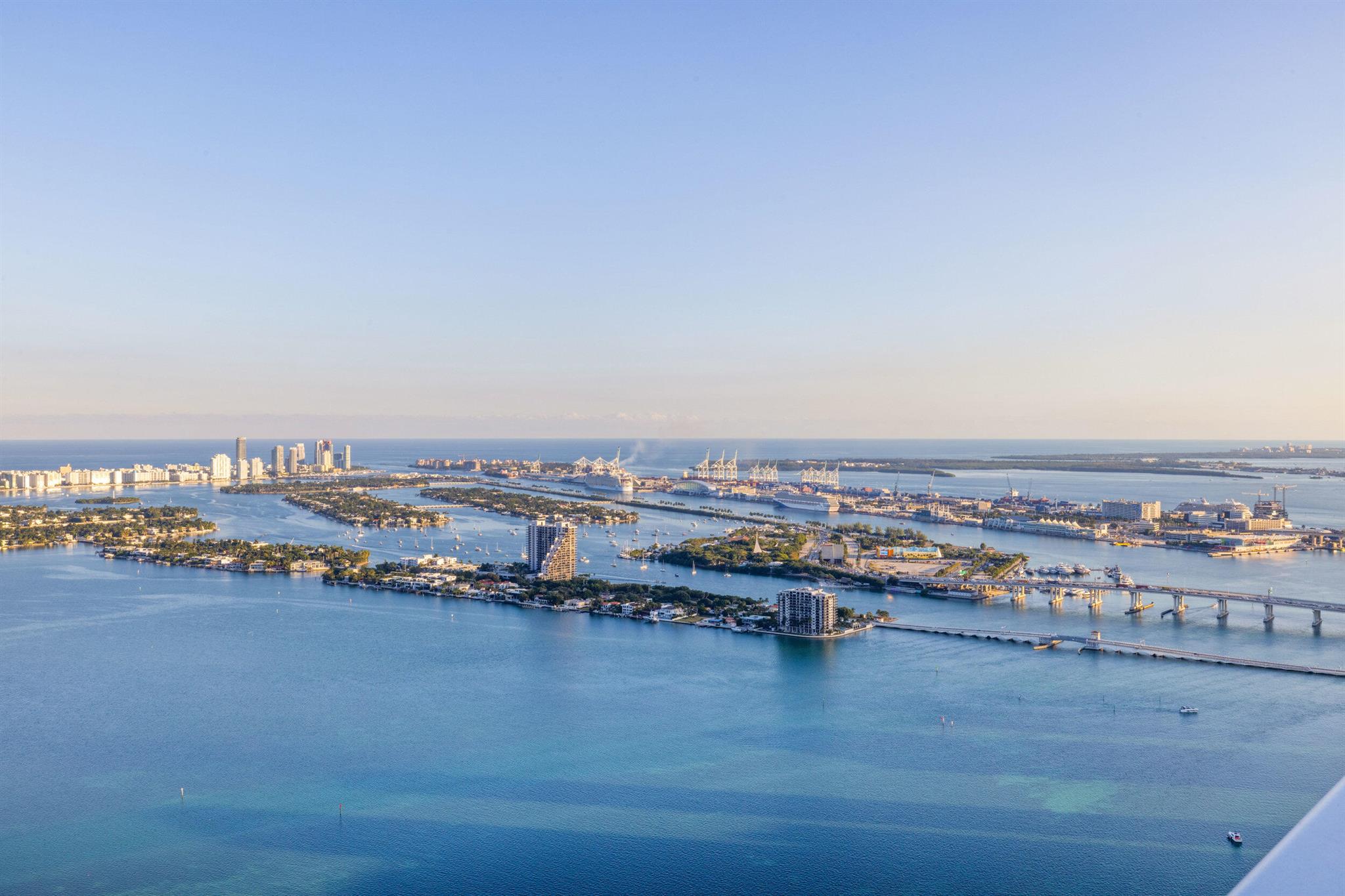 700 NE 24th St #Penthouse Mansion-6003 Miami, FL 33137