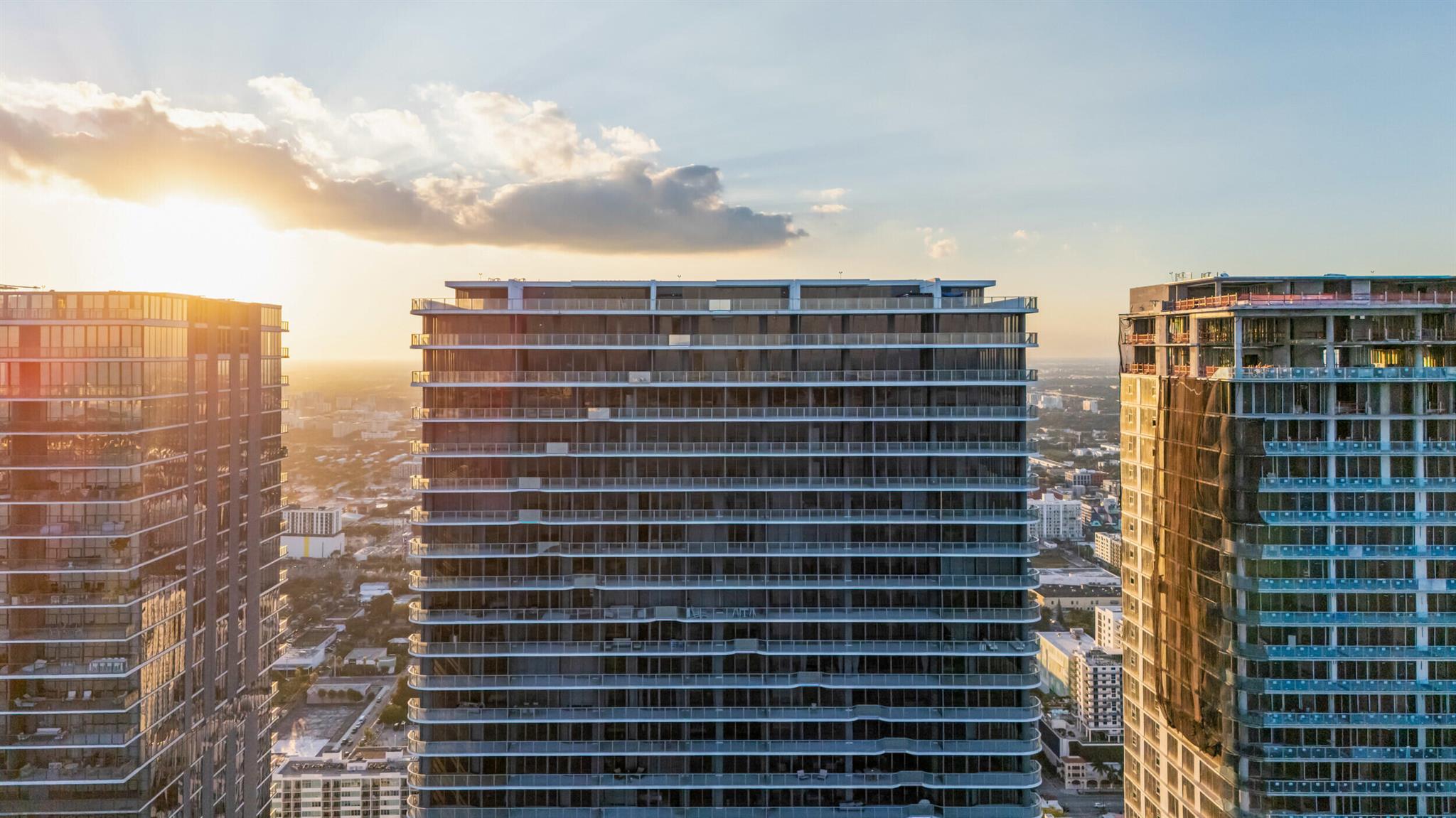 700 NE 24th St #Penthouse Mansion-6003 Miami, FL 33137