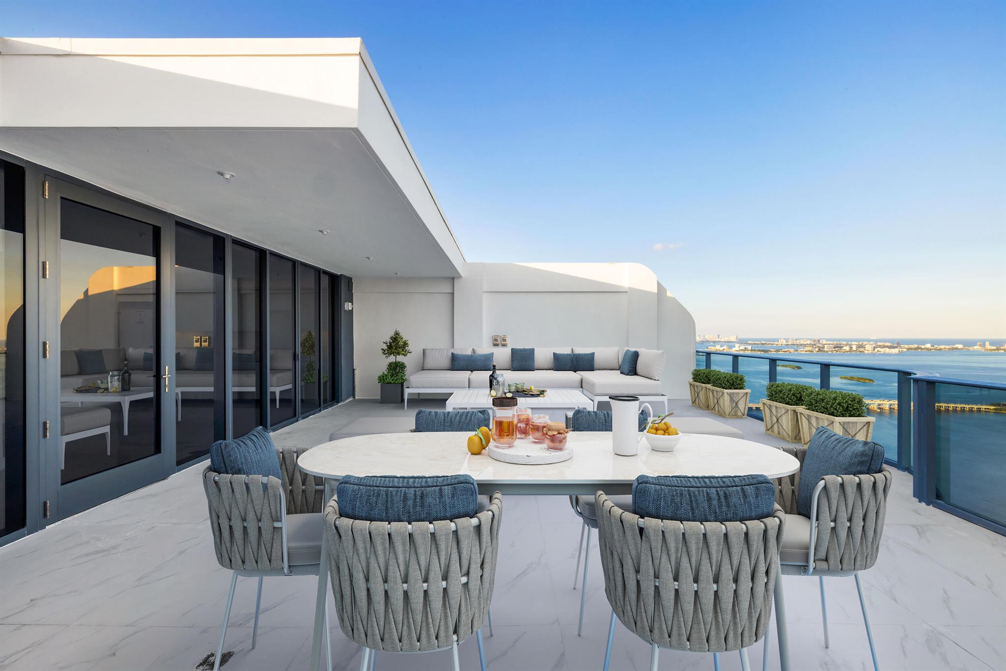 700 NE 24th St #Penthouse Mansion-6003 Miami, FL 33137