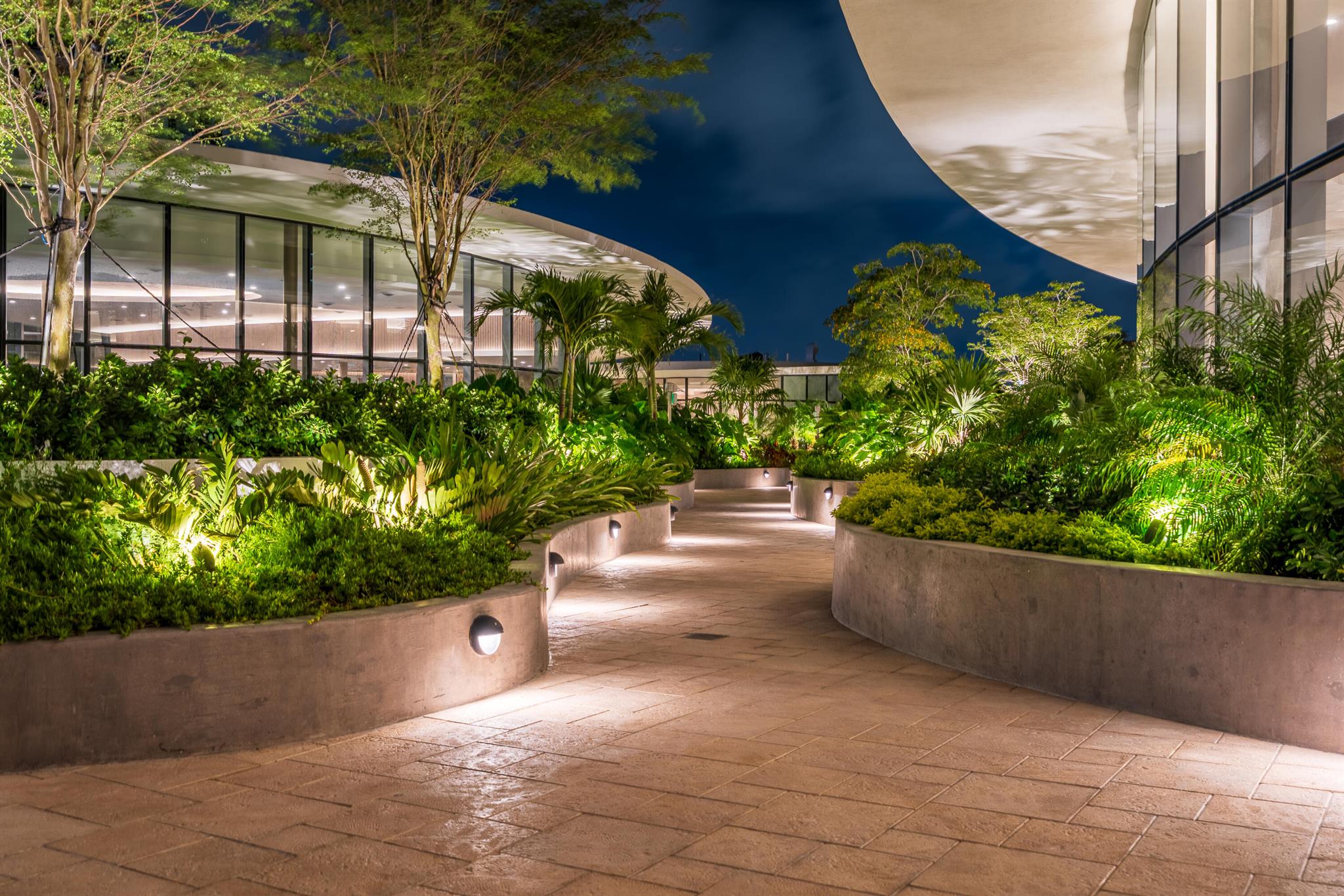 700 NE 24th St #Penthouse Mansion-6003 Miami, FL 33137