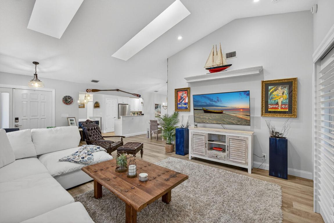 1405 Ocean Dunes Jupiter, FL 33477