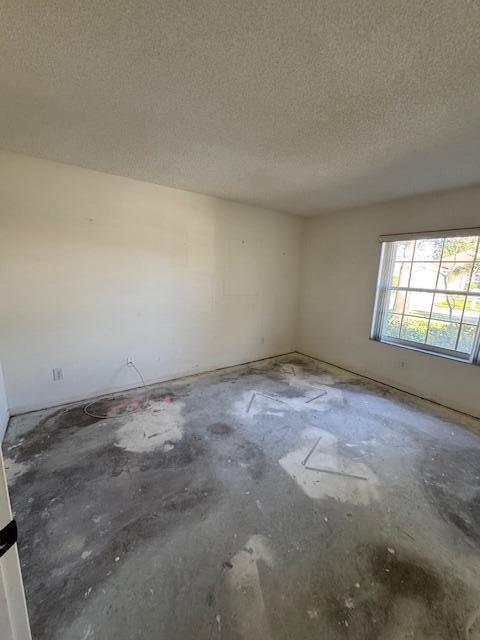 7255 Burgess Dr Lake Worth, FL 33467