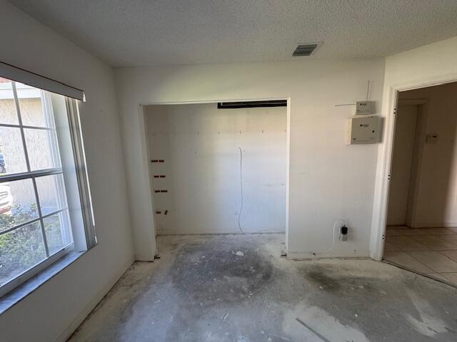 7255 Burgess Dr Lake Worth, FL 33467