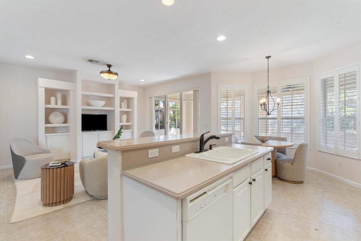 6838 Southport Dr Boynton Beach, FL 33472