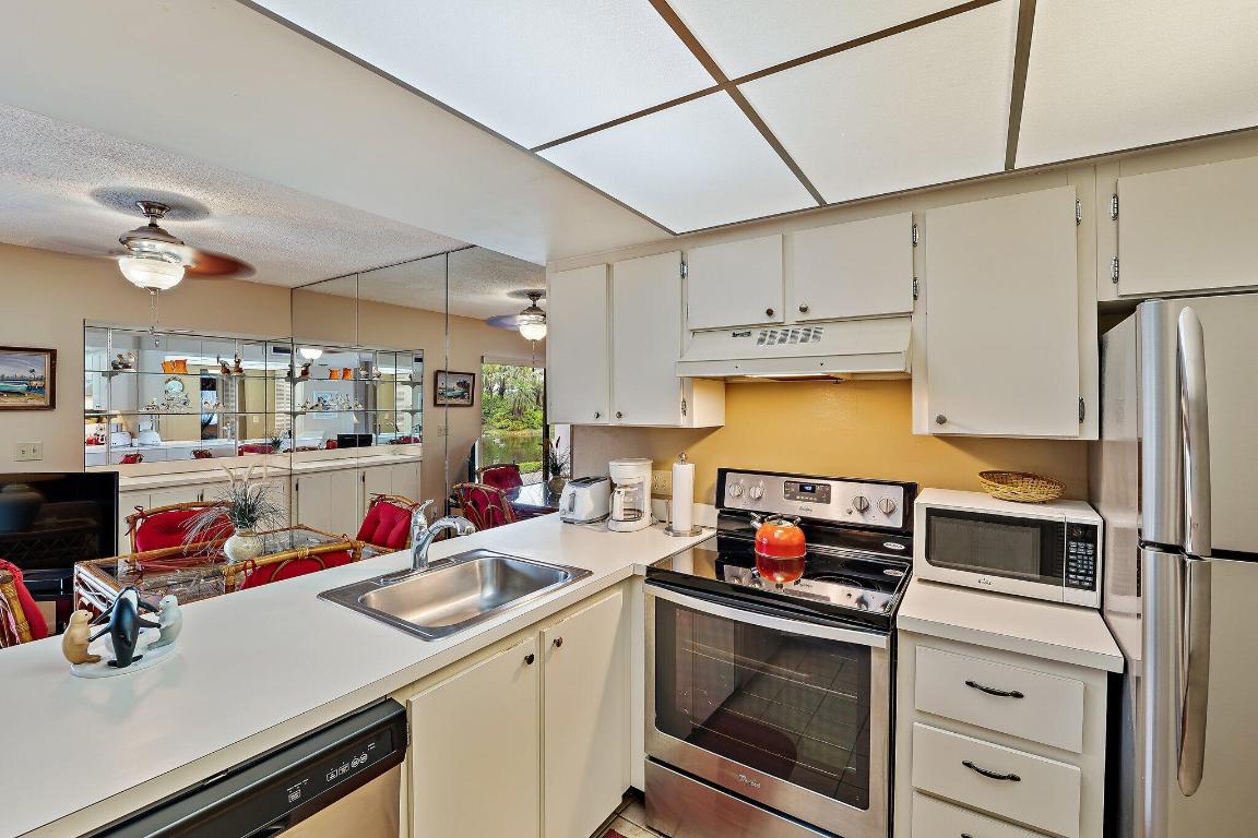 1605 S Us Hwy 1 #B104 Jupiter, FL 33477