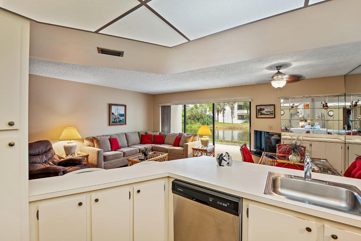 1605 S Us Hwy 1 #B104 Jupiter, FL 33477