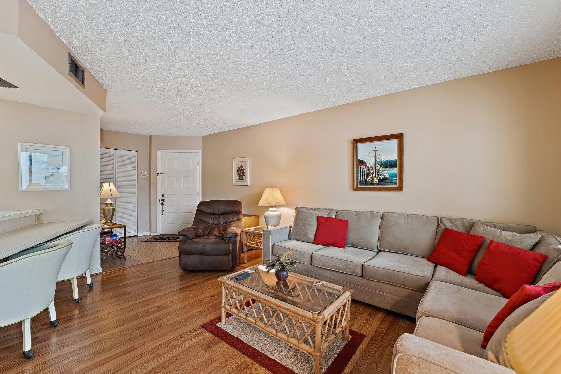 1605 S Us Hwy 1 #B104 Jupiter, FL 33477