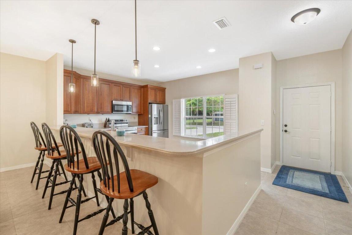 1410 4th Ct Vero Beach, FL 32960